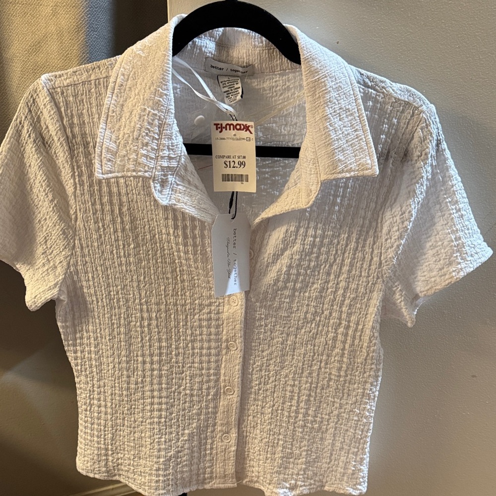 T.J.Maxx White Textured Women's Button-Down Shirt